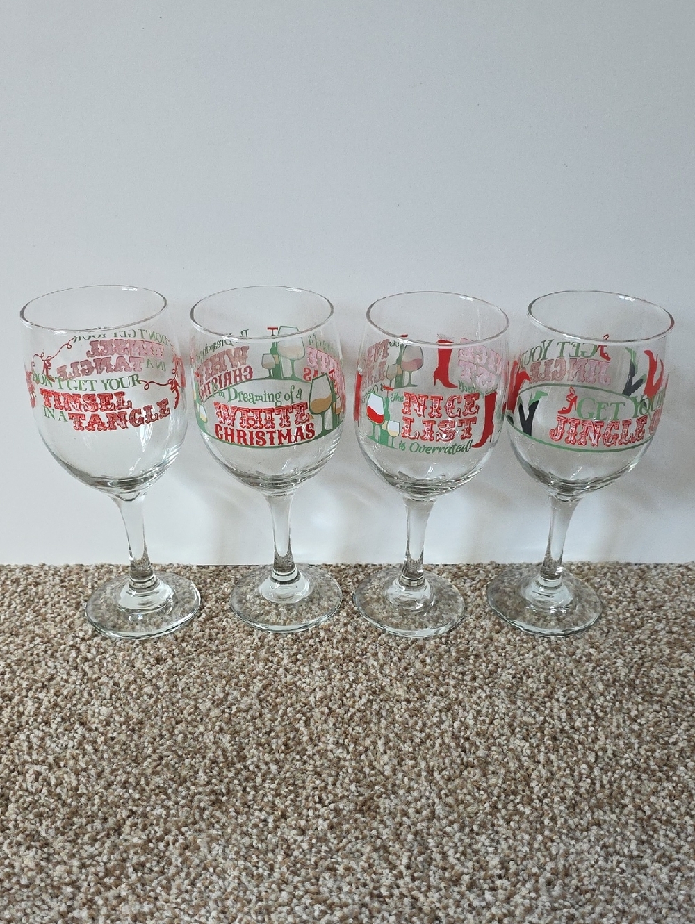 Holiday Wine Glasses - Festive Red & Green Design (Set of 4)
